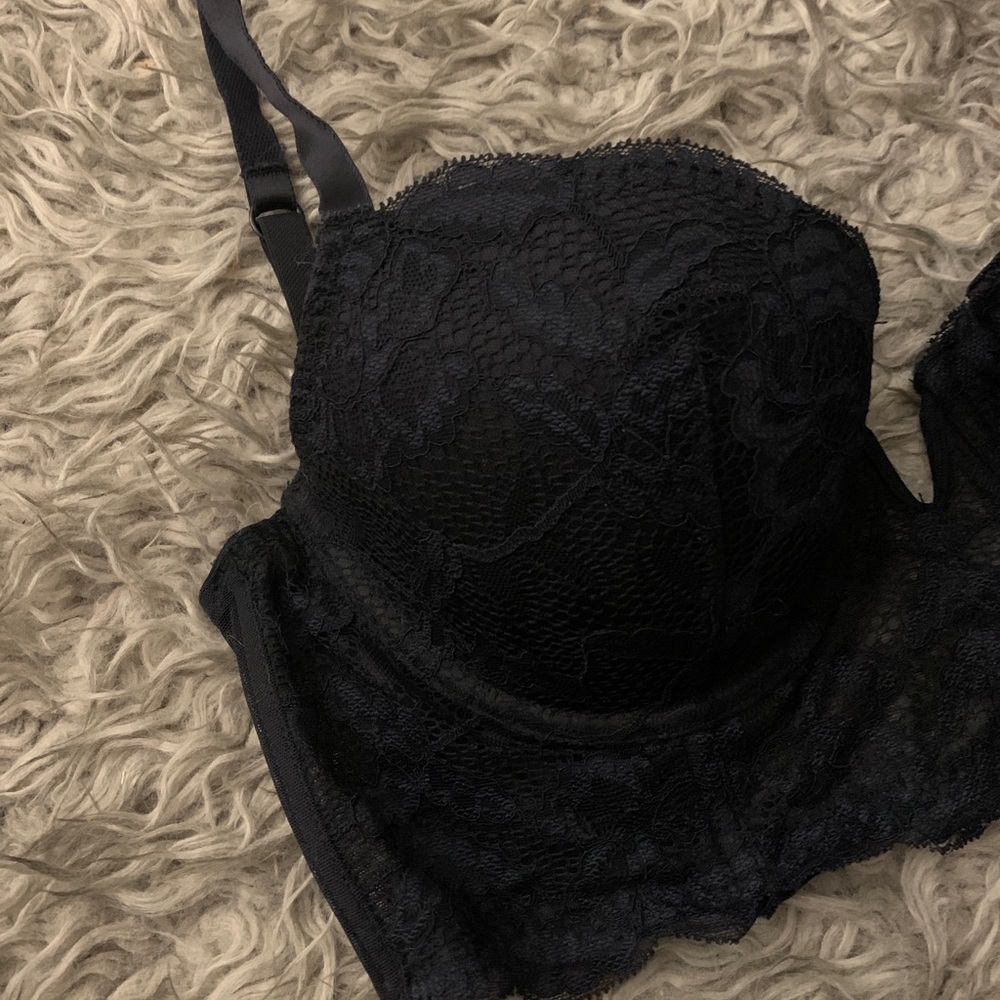 LA SENZA crop bra | size 34D